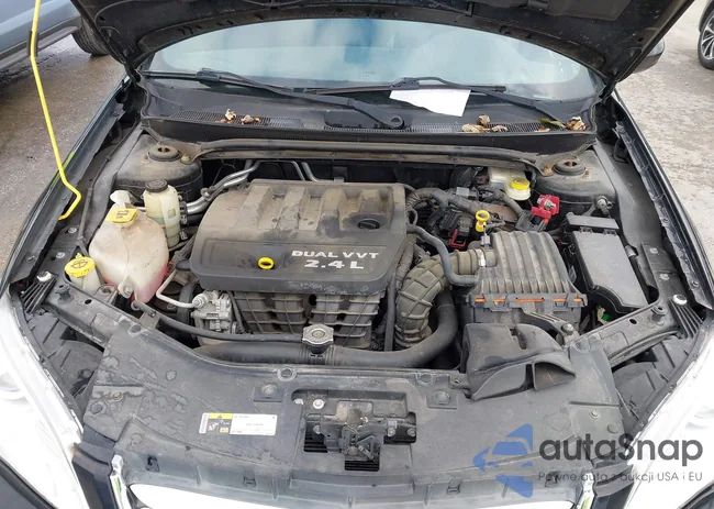 1C3CCBAB0EN210290: 43979488