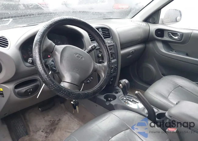 KM8SC73DX3U374776: 43979494