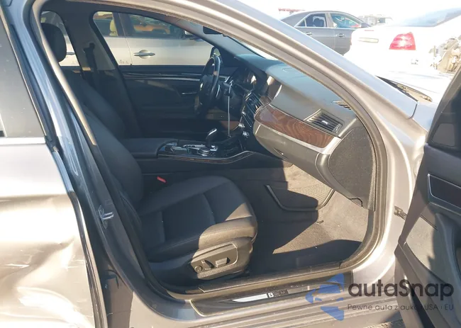 WBA5A5C51GG353434: 43979504