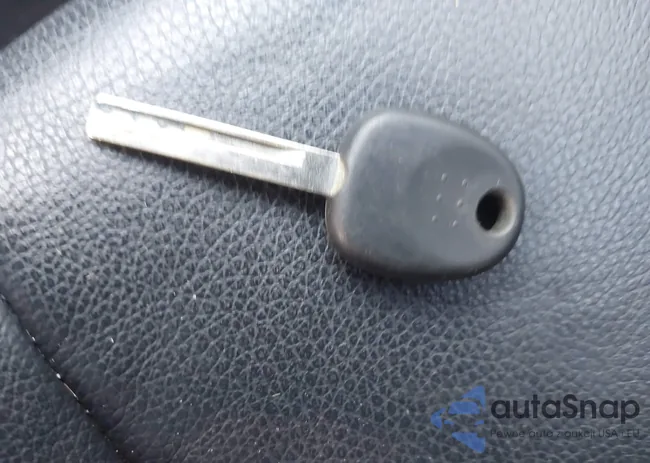 KMHTC6AD3FU220948: 43979537