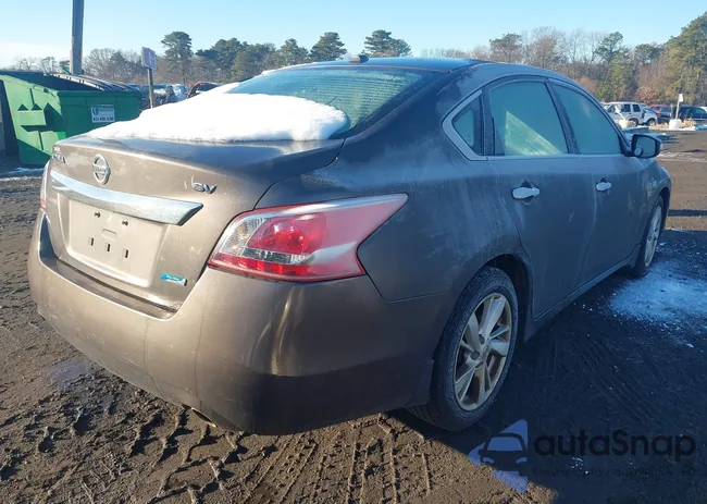 1N4AL3AP0DC217857: 43979594