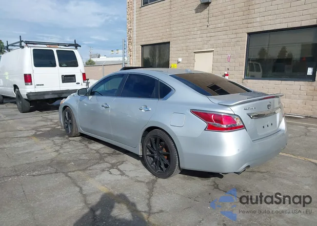 1N4BL3AP0FC474475: 43979621