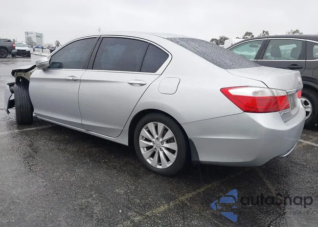 1HGCR2F82DA145781: 43980790