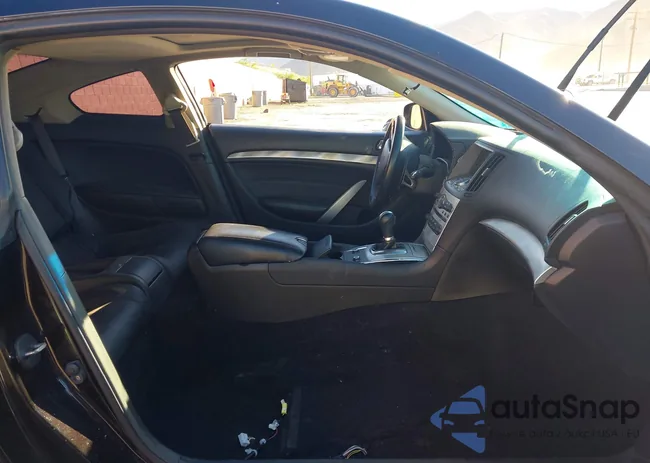 JN1CV6EK9DM900053: 43980831