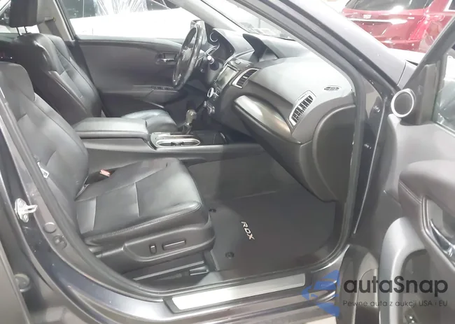 5J8TB4H5XJL015038: 43980919