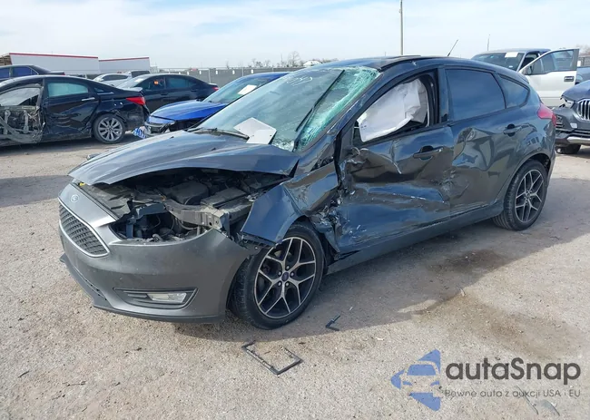 1FADP3M26JL302313: 43981047