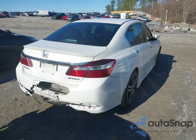 1HGCR2F51GA213613: 43981100