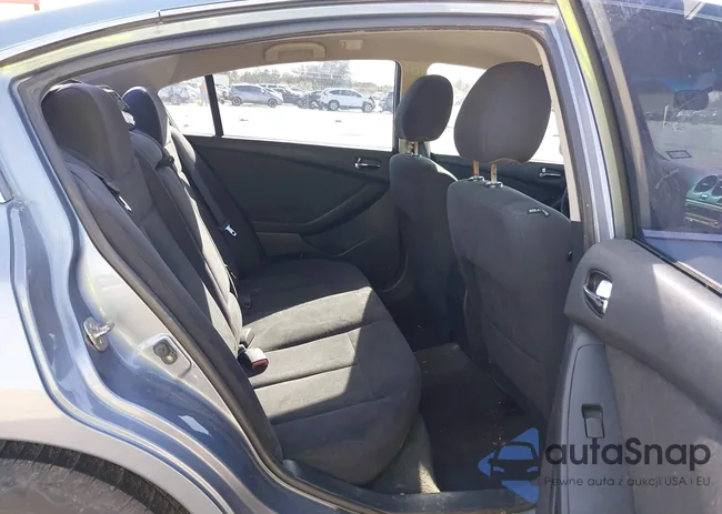 1N4AL2AP6CC207214: 43981110