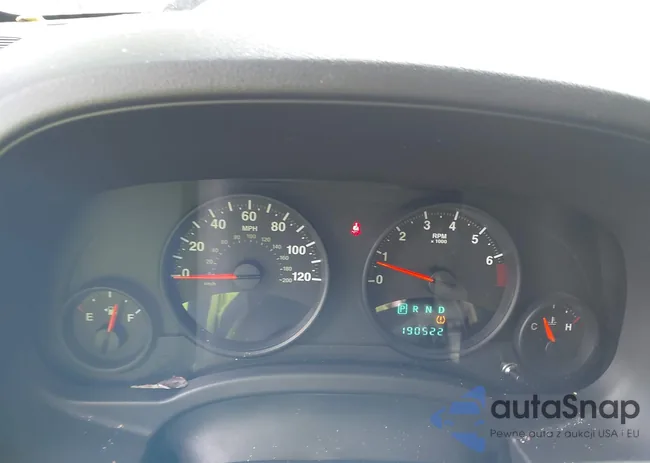 1C4NJPFA1DD109562: 43981138