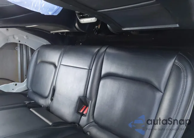 5YJYGAEE2MF180095: 43980331