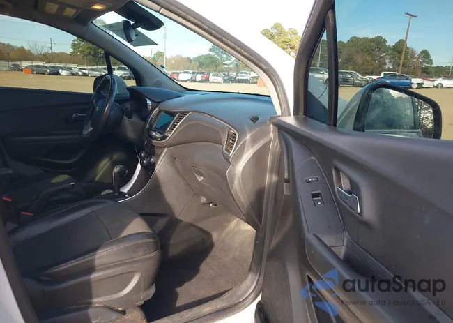 KL7CJLSBXKB753789: 43980357