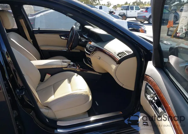 WDDNG7DB4DA516423: 43980489