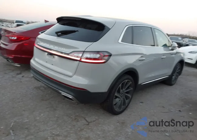 2LMPJ8K9XNBL11933: 43980569