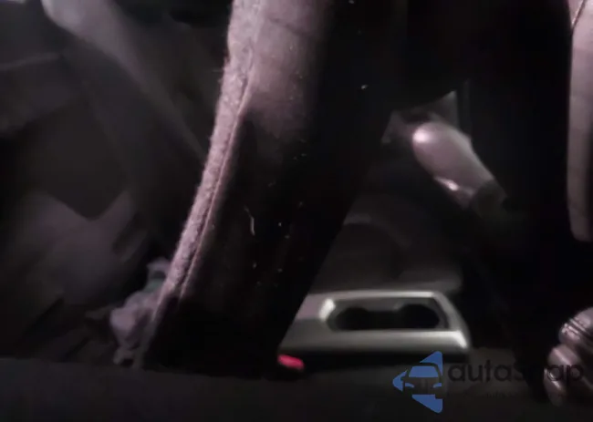 1G6DS1E38C0104327: 43980642