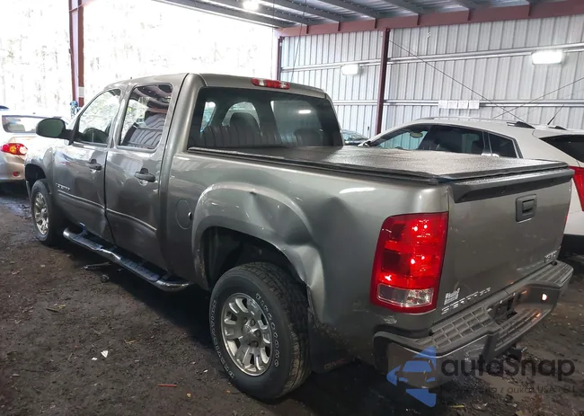 2GTEC13JX71579620: 43980674