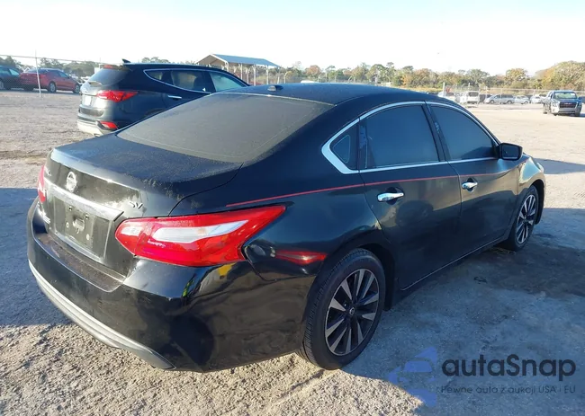 1N4AL3AP7JC125463: 43981808