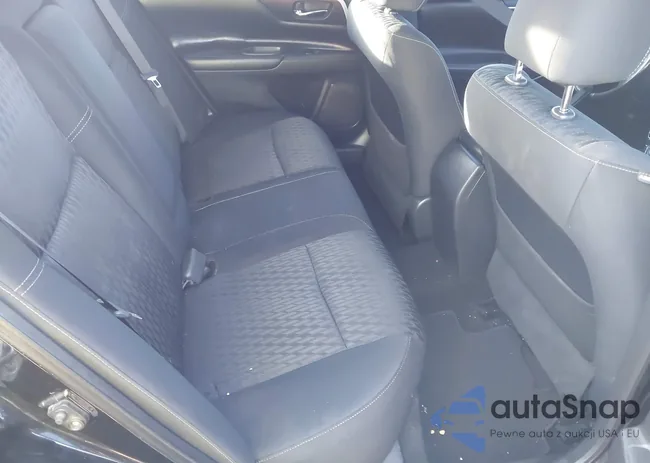 1N4AL3AP7JC125463: 43981808