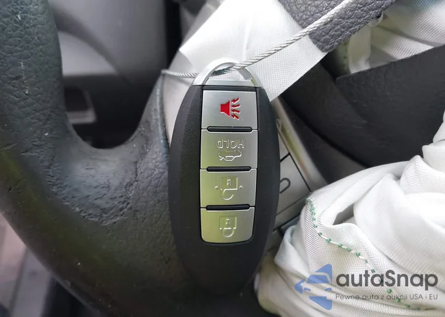 1N4AL3AP2FC480371: 43981835