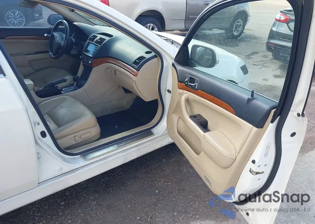 JH4CL96948C008514: 43981915