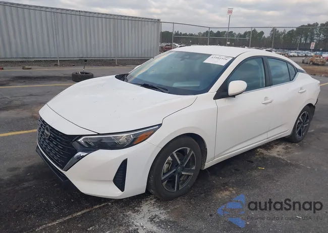 3N1AB8CV9RY211840: 43981926