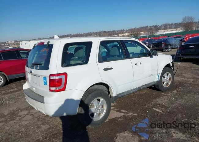 1FMCU0C75BKC18058: 43982017