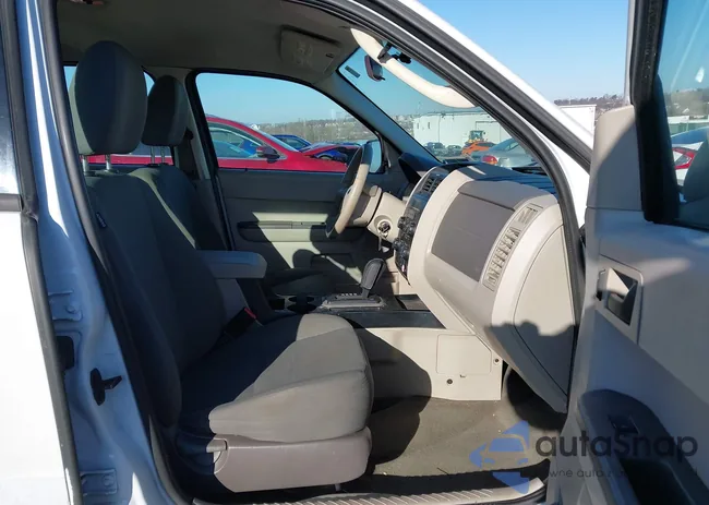 1FMCU0C75BKC18058: 43982017