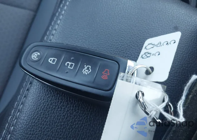 1FMCU9GD9KUB43793: 43982136