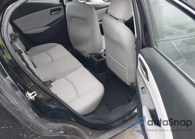 3MYDLBJV6LY705301: 43982199