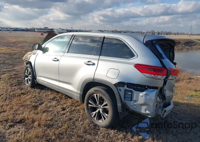 5TDZARFHXJS038131: 43982259