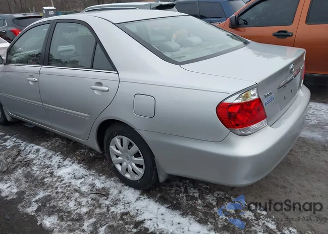 4T1BE32K05U082561: 43982270