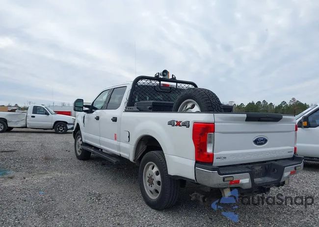 1FT7W3B66KEE36647: 43981365