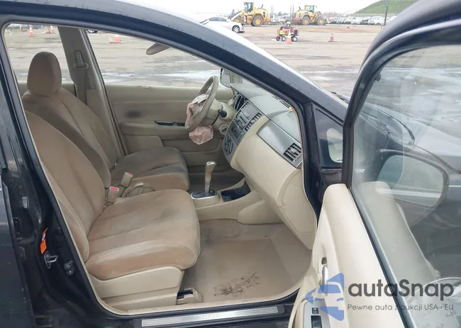 3N1BC11E57L411524: 43981470