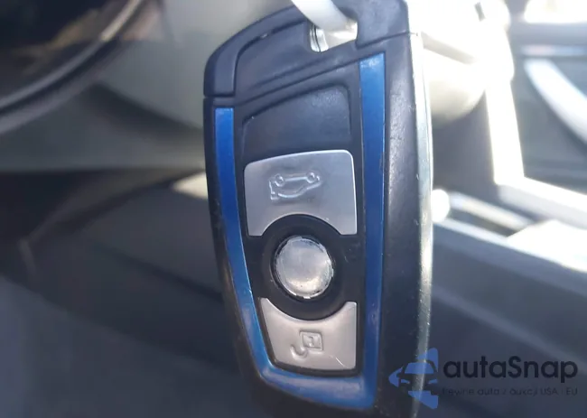 WBA3V9C50FP798653: 43981479