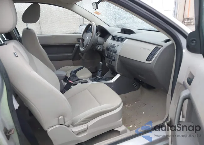 1FAHP32N08W186873: 43981482