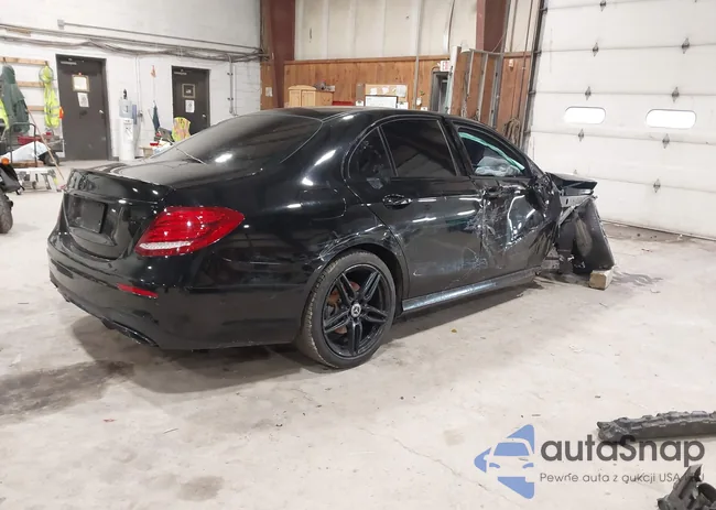 WDDZF4KB3KA524693: 43981533