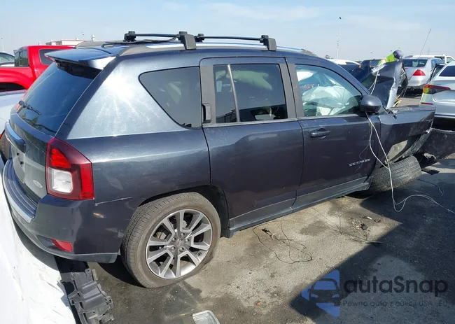 1C4NJCEA2GD536084: 43981562