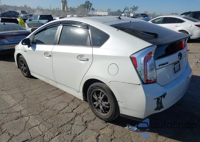 JTDKN3DUXF2003588: 43981563