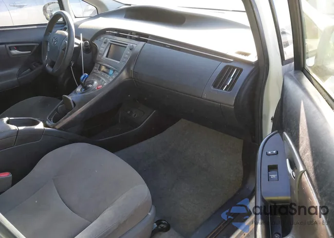 JTDKN3DUXF2003588: 43981563