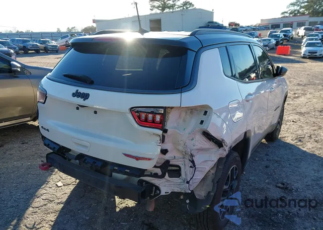 3C4NJDDB2KT695383: 43982760