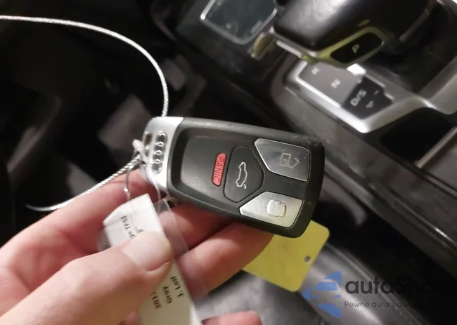 WA1VAAF74HD002328: 43982815