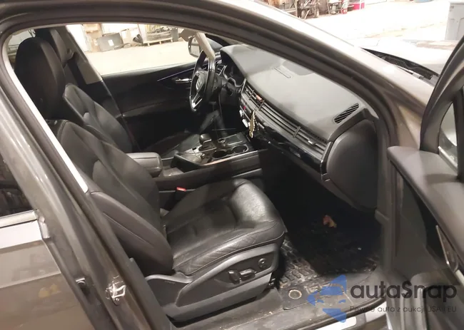 WA1VAAF74HD002328: 43982815