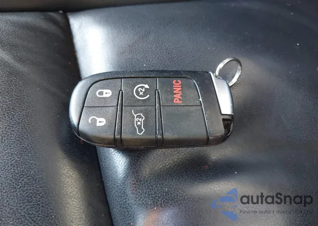 1C4RJFBG7JC363378: 43982852