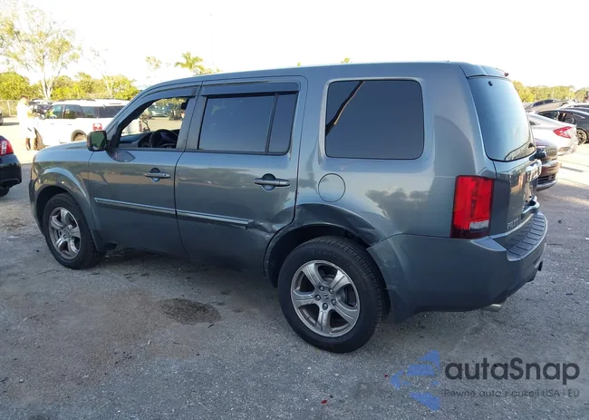 5FNYF3H58DB017090: 43982911