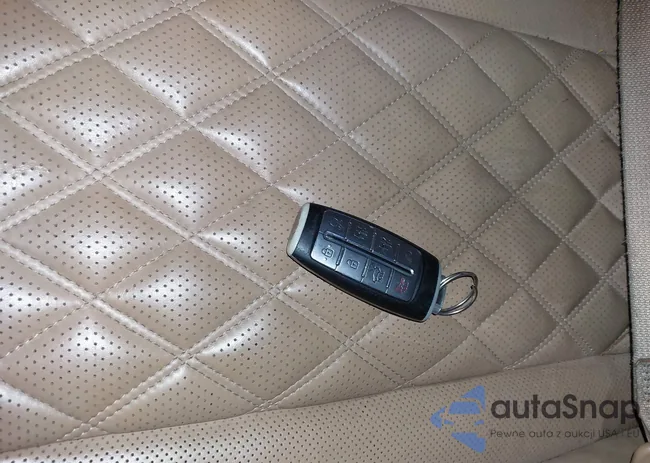 KMUHCESC9RU159987: 43982931