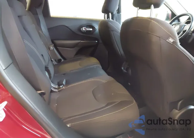 1C4PJMCS3HW501215: 43983111