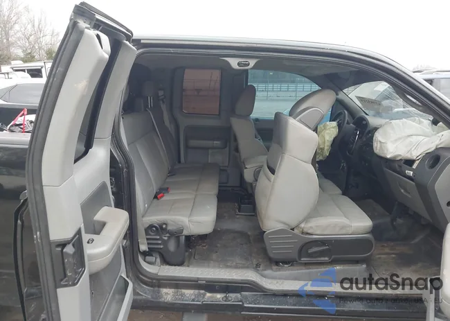 1FTRX14W08FB75574: 43983219