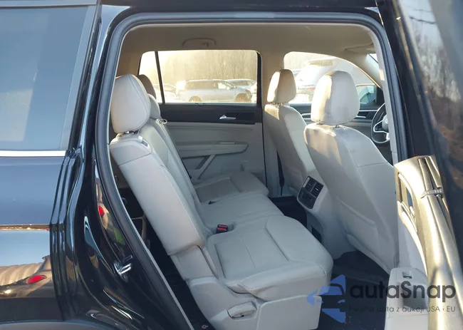 1V2LP2CA6PC500762: 43982318