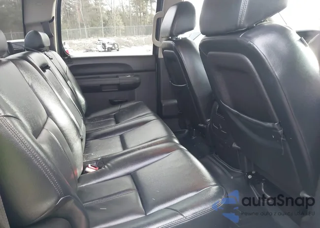 1GCPKSE70CF199563: 43982363