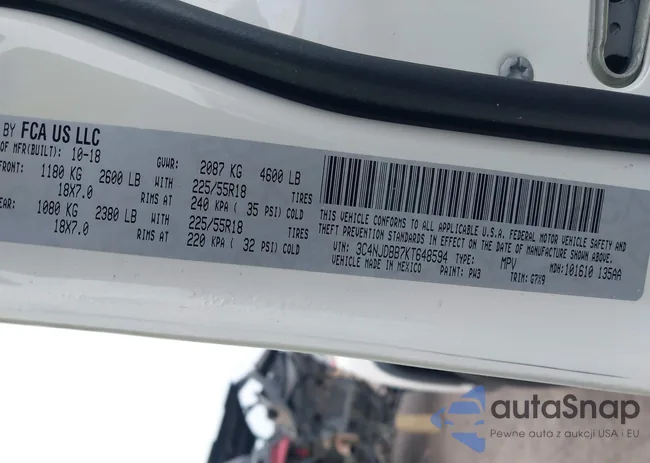 3C4NJDBB7KT648594: 43982476