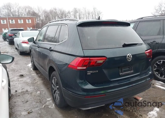 3VV2B7AX5KM157595: 43982493